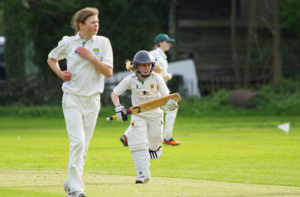 Read more about the article How to play Cricket for the beginners and kids?