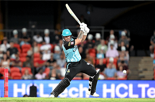 Who has hit the most sixes in BBL innings?